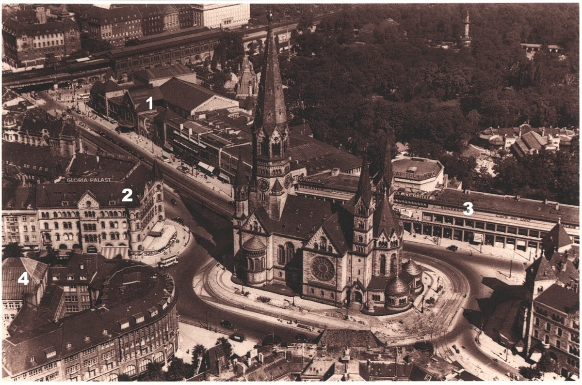 Aerial photograph of the Kaiser-Wilhelm-Gedaechtniskirche and the blocks around it, with four buildings marked 1 to 4 in white; GLORIA PALAST is lettered across one of the roofs